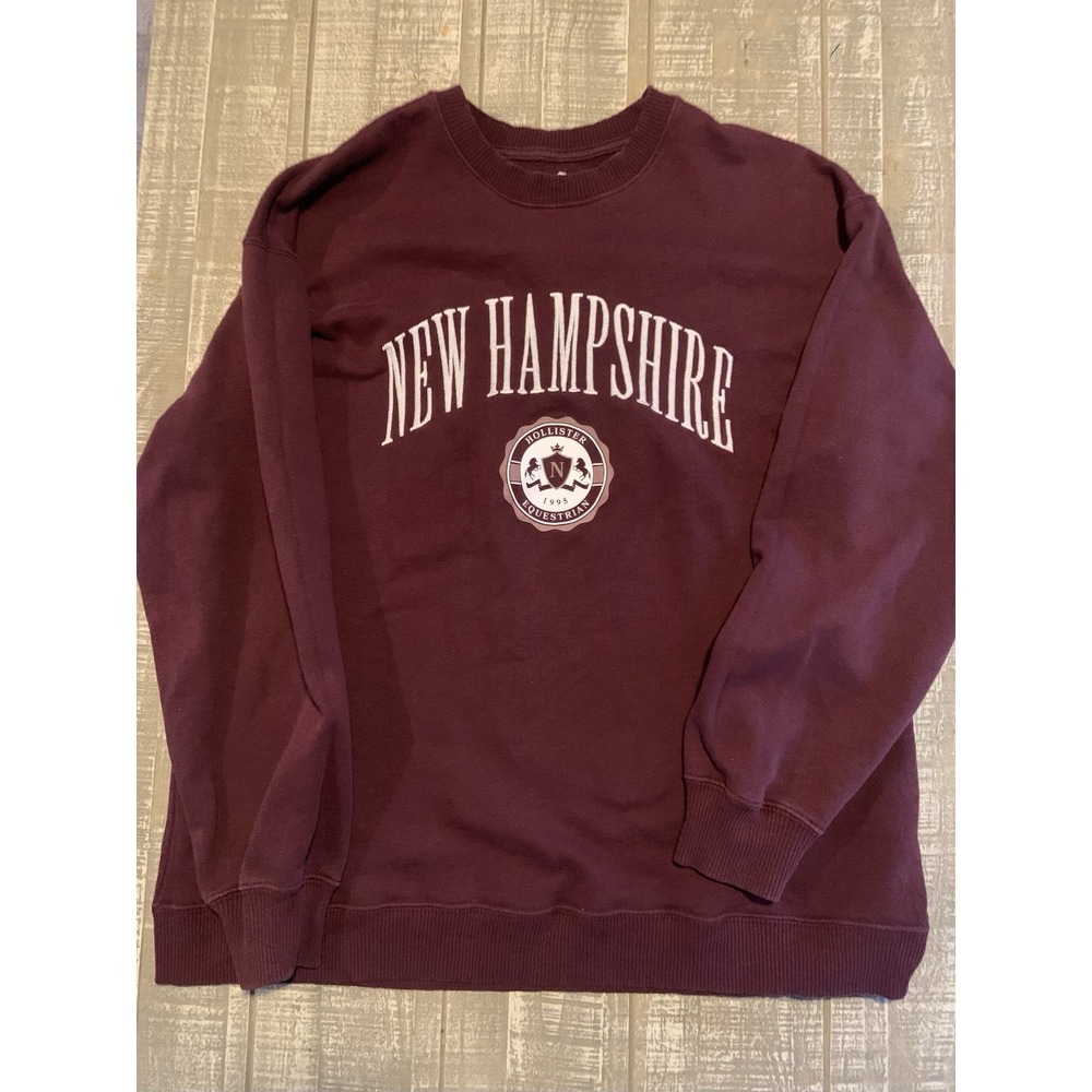 Hollister Equestrian Sweatshirt Women's Size Medium Maroon Crew‎ Neck Pullover